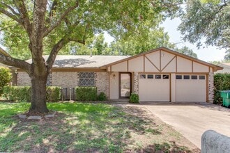 Building Photo - 6024 Blueridge Dr