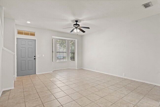 Foto del edificio - 9735 Coyote Creek Dr