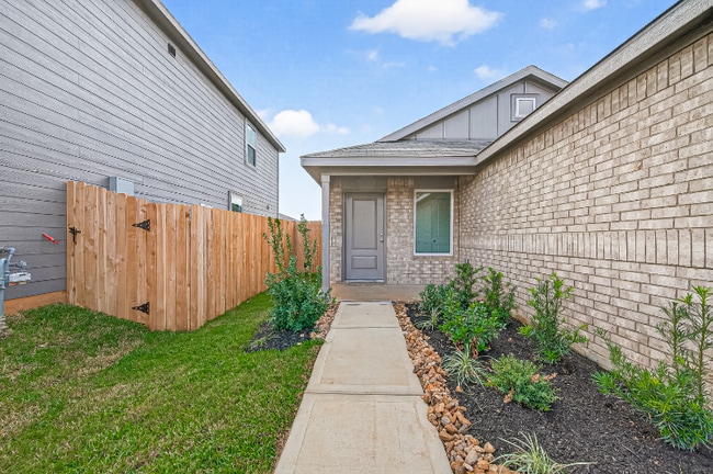 Building Photo - 14856 N Ascot Bnd Cir