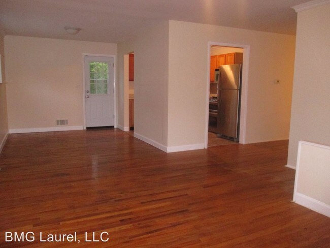 Building Photo - 410 Arbor Dr
