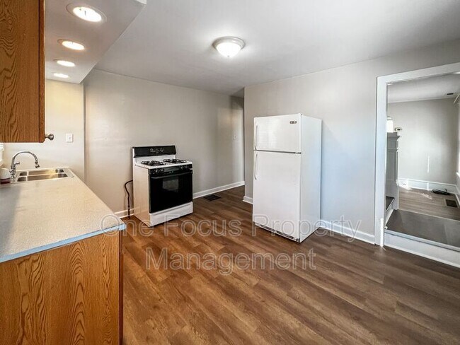 Foto del edificio - 2717 Grand Street