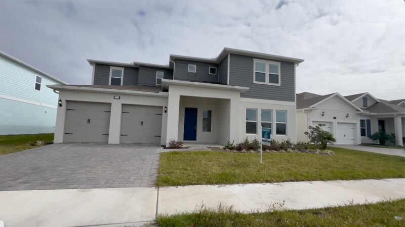 Foto principal - 18741 Planetree St