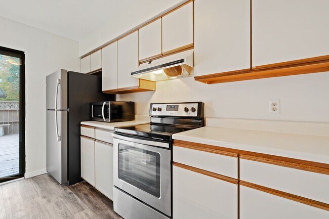 Foto del edificio - GREAT LOCATION!!! Large 2bedrm - Mins to U...