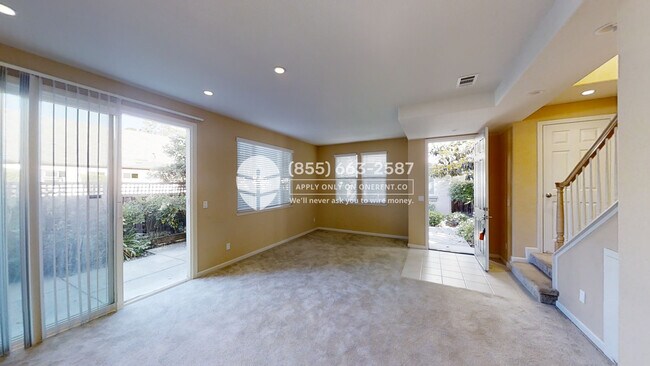 Building Photo - 214 Sedona Pl