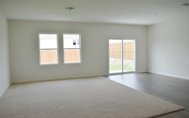 Foto del edificio - 816 Peach Tree Ln