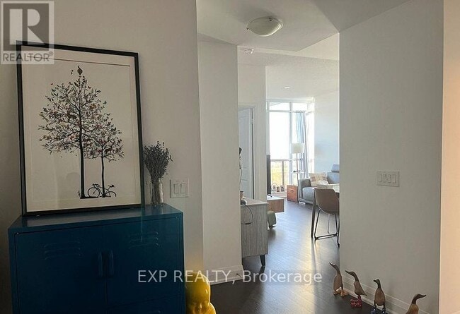 Photo du bâtiment - 9582 Markham Rd