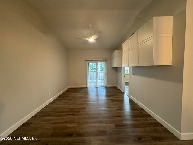Building Photo - 8428 Long Meadow Cir N