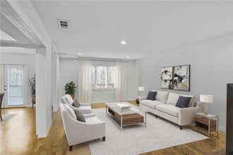 Building Photo - 3036 Vinings Ferry Dr SE