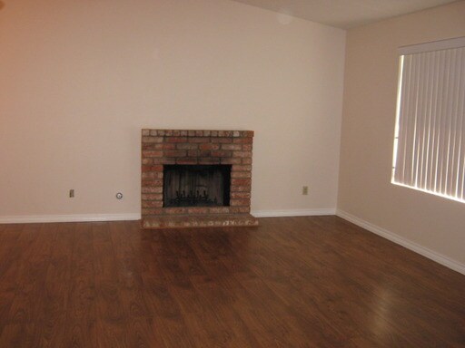 Building Photo - 28011 Banjo Cir
