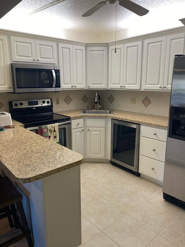 Foto principal - 341 Pine Ridge Cir