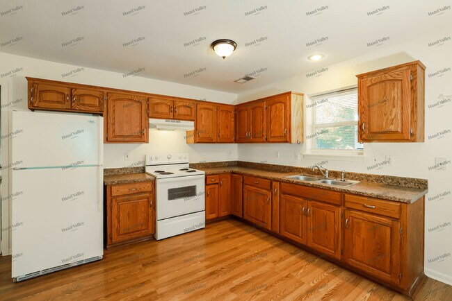 Foto del edificio - 723 N Crysler Ave