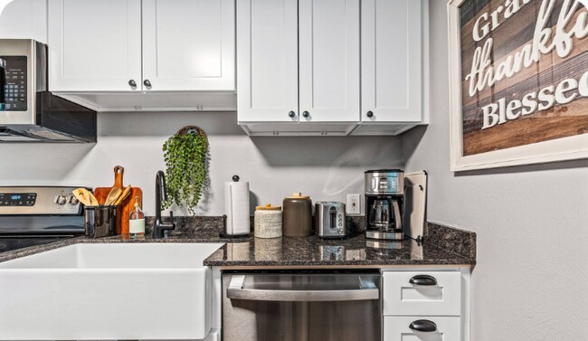 Foto del edificio - 444 N Oakley St