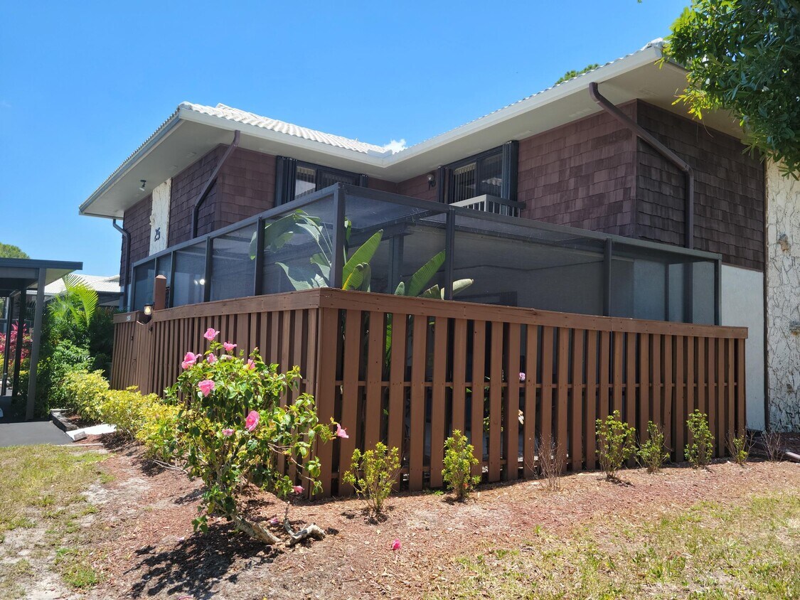 2503 SE King Arthurs Court 25 Port Saint L... Apartment for Rent in