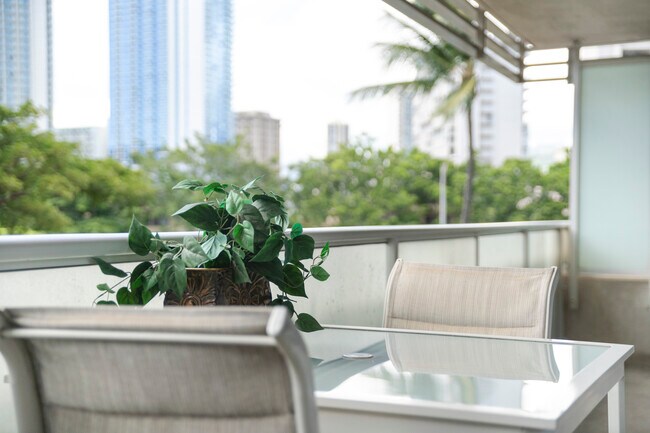 Foto del edificio - 1551 Ala Wai Blvd