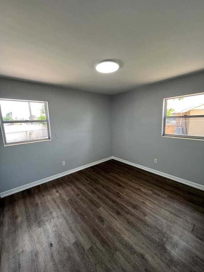 Building Photo - 1020 Pisgah Pl