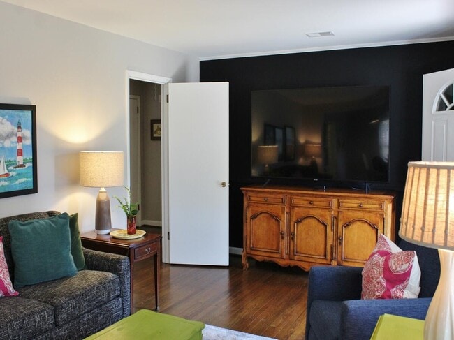 Photo - 770 Dills Bluff Rd House