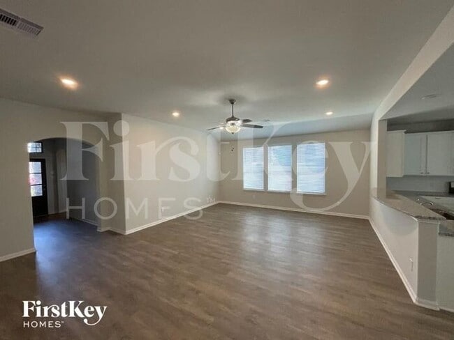 Building Photo - 1007 Brahma Cir