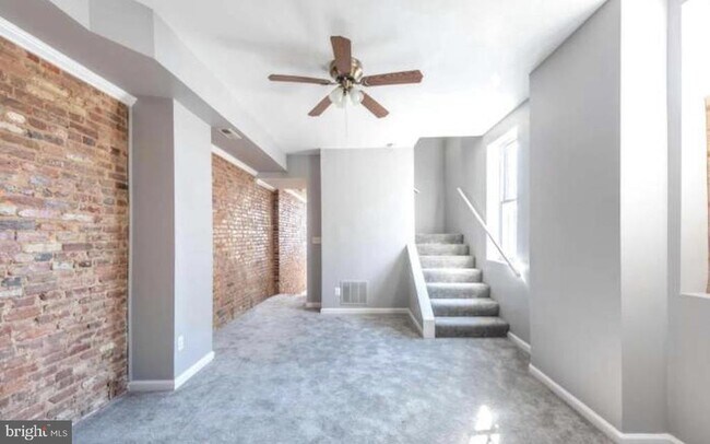 Building Photo - 1638 Cole St