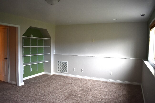 Foto del edificio - 3866 Foxtail Ln