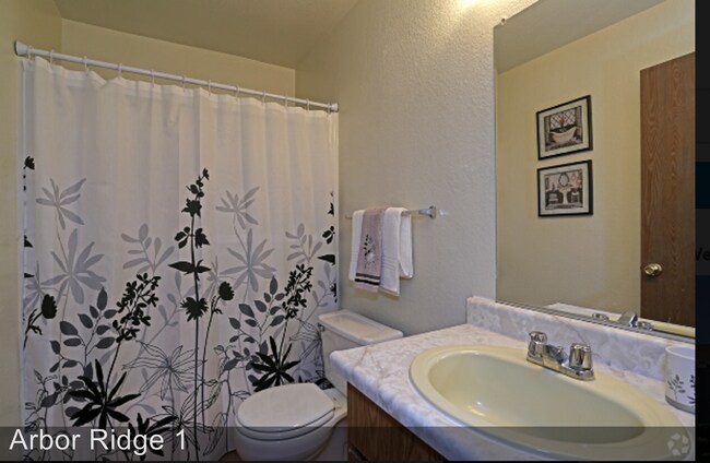 Building Photo - 4407 Oakhollow Dr