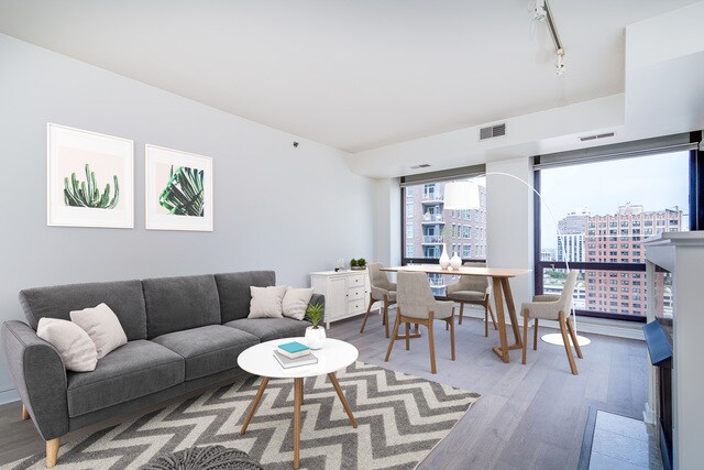 Foto del edificio - 1212 N Wells St