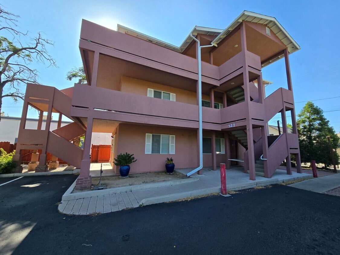 Primary Photo - Charming 2BD/2BA Ground-Floor Apartment in...
