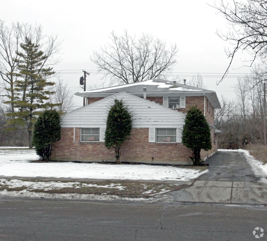 Building Photo - 3400 Valerie Arms Dr