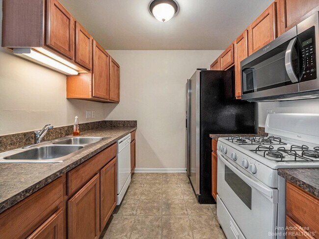 Foto del edificio - 1112 Addington Ln