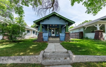 Building Photo - 1805 2nd Ave N