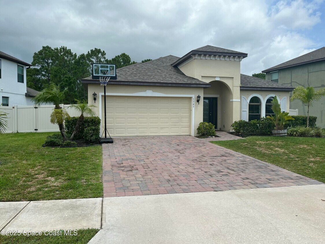 Foto principal - 1343 Musgrass Cir