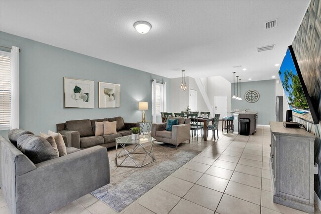 Foto del edificio - 5541 Misty Oak Cir