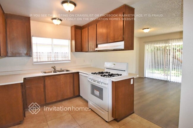 Foto del edificio - 7013 Salmon River Dr