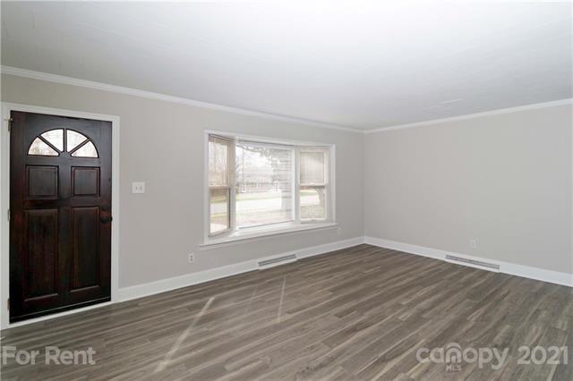 Building Photo - 329 Fieldstone Rd