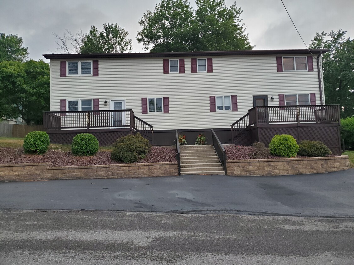 Primary Photo - 326 Harwood Ave
