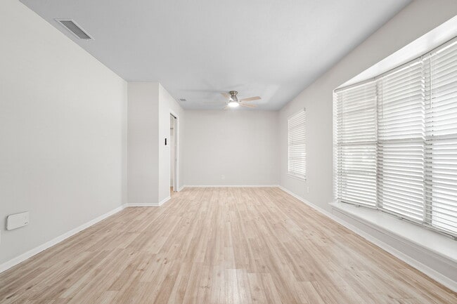 Building Photo - 4134 Hunting Path