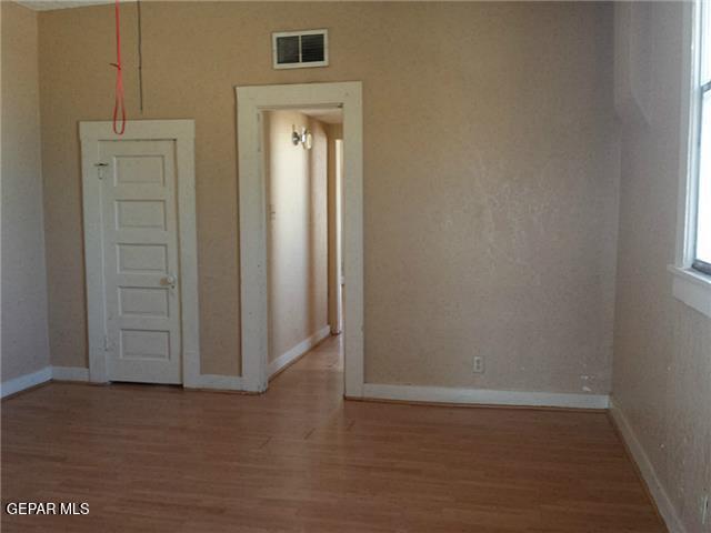 Foto del edificio - 2201 Tremont Ave