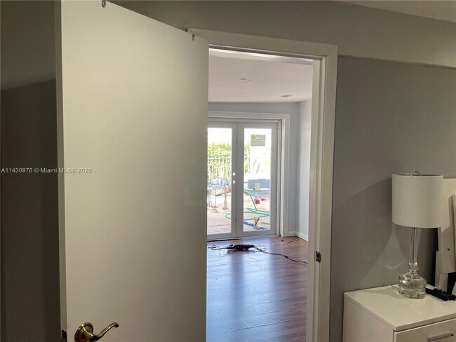 Foto del edificio - 9260 SW 164th St