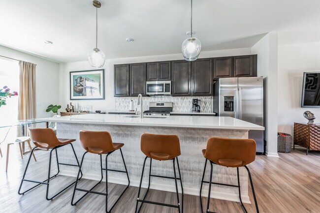 Foto del edificio - 605 Brook Ct