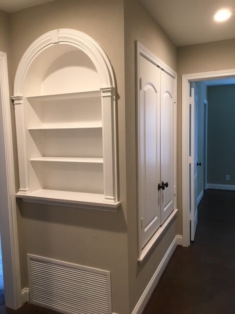 Building Photo - 2 Bed / 2 Bath