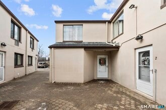 Building Photo - 84 Taylor Ave