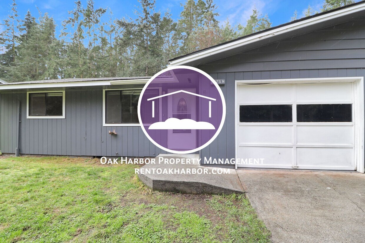 Primary Photo - 2 Bed 1 Bathroom - Garage - Storage Shed -...