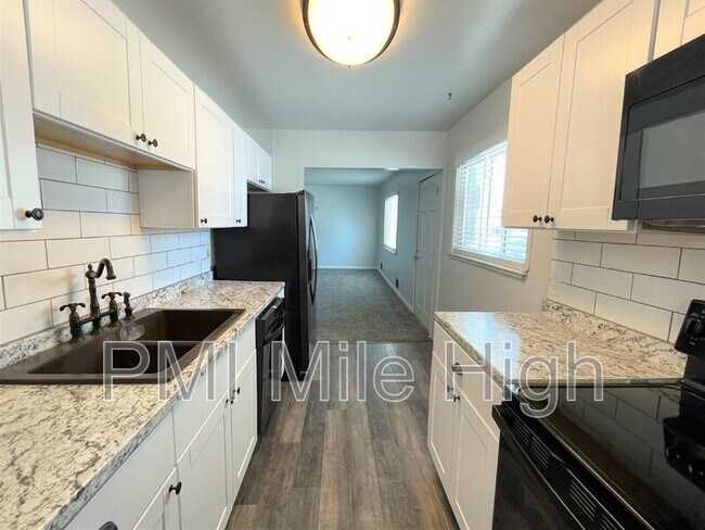 Foto del edificio - 7115 Vrain St