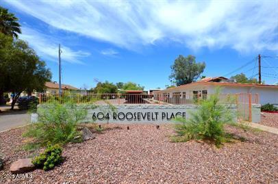 Foto principal - 604 S Roosevelt St