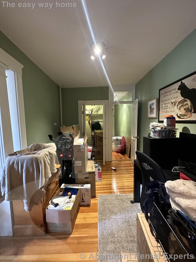 Building Photo - 111 Woodstock St