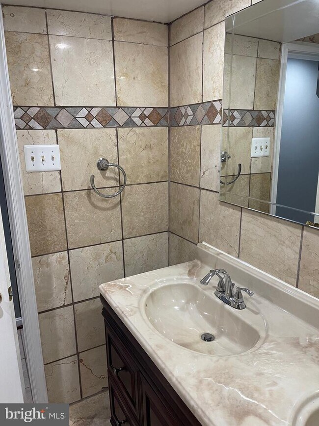 9211 Utica Pl, Springdale, MD 20774 House Rental in Springdale, MD