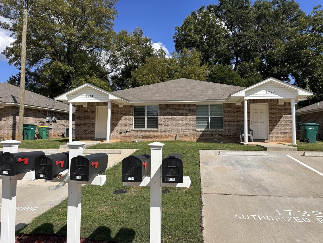 Foto principal - 1726 Jennings St