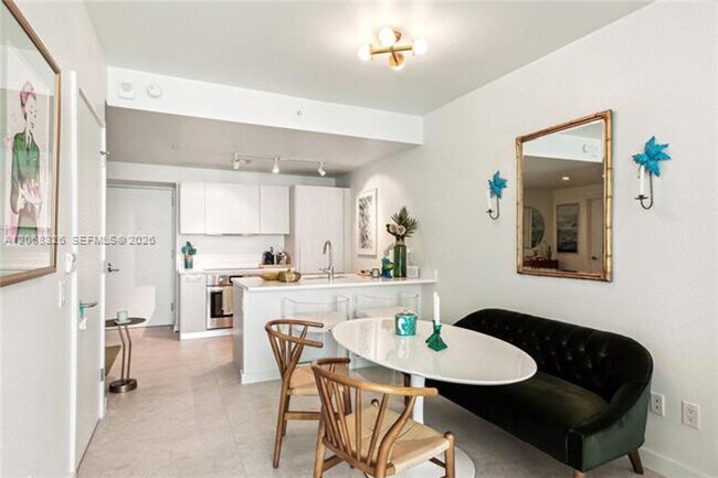 Foto del edificio - 501 NE 31st St