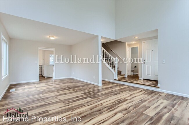 Building Photo - 3 br, 2.5 bath House - 17793 SW Woodberry CT