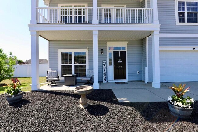 Building Photo - 3260 Matthews Dr