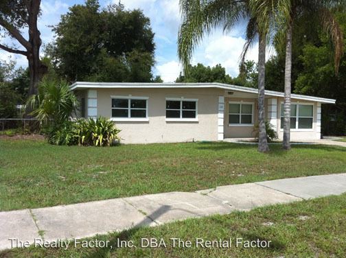Primary Photo - 118 Lake Dot Dr